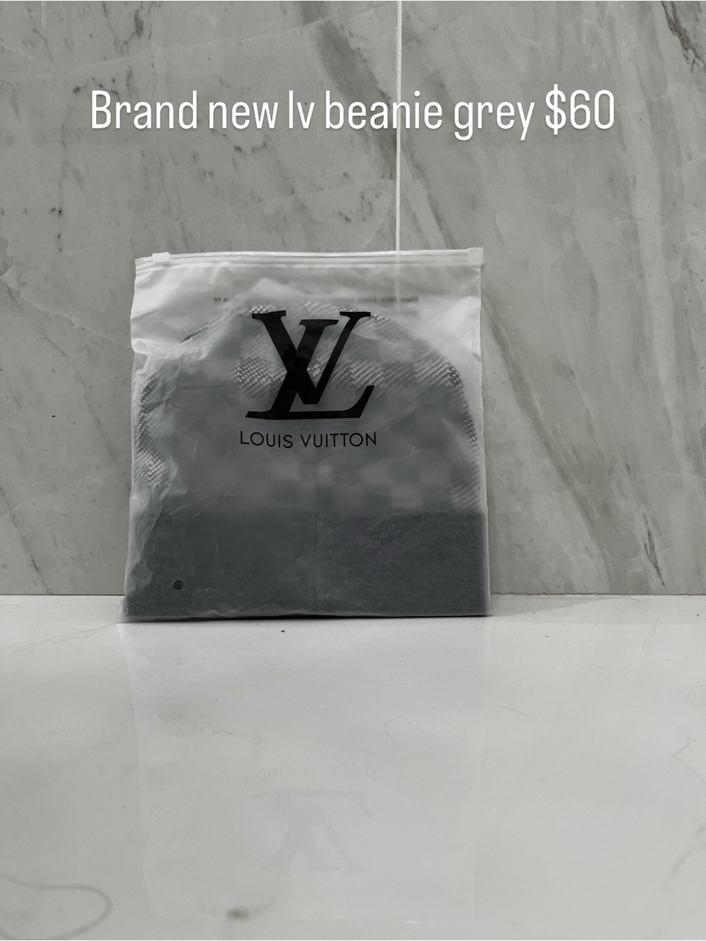 Louis Vuitton Gray Checkered Cuffed Beanie with LV Patch - Picture 3 of 3